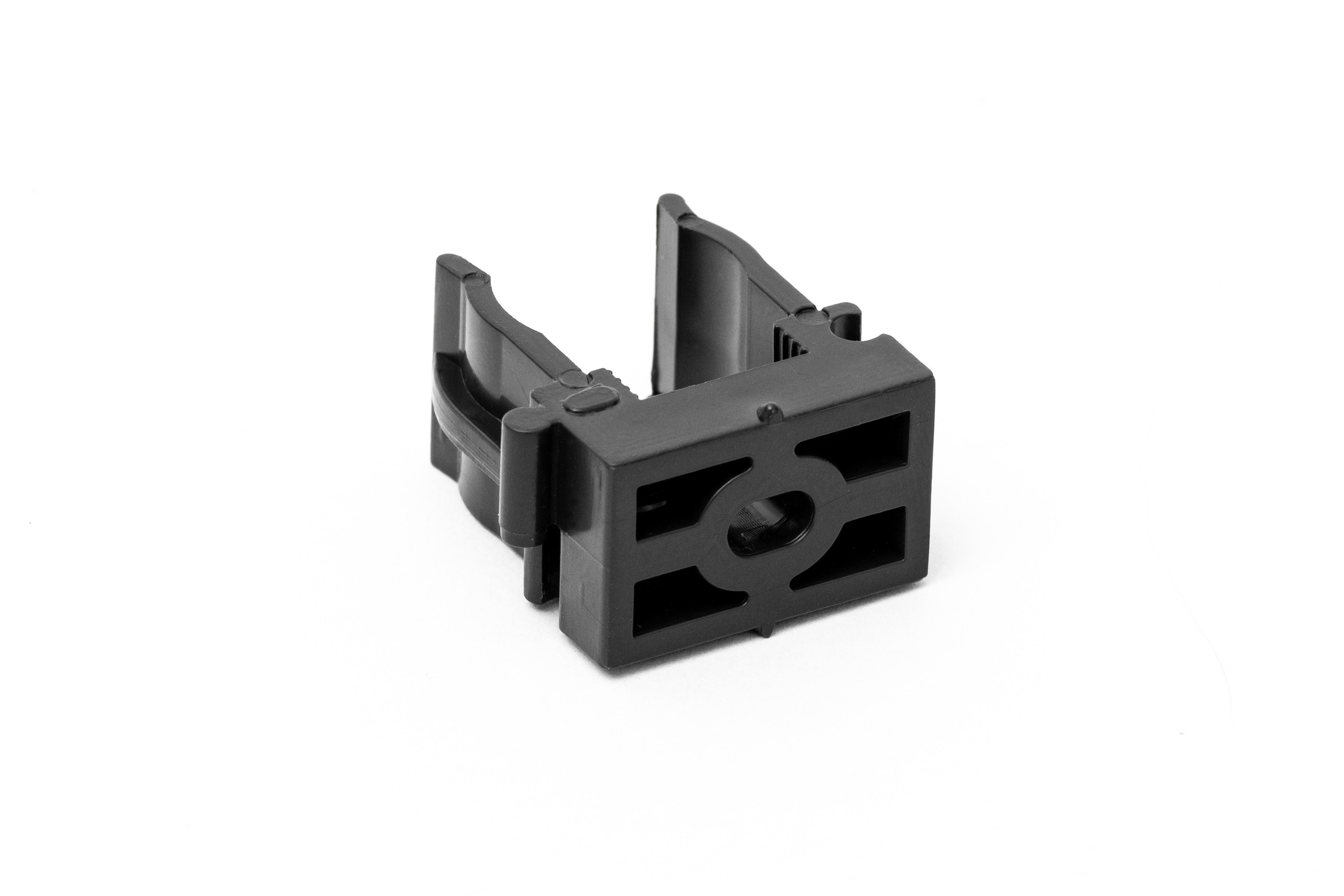 Крепеж-клипса для труб черная M1 D-16 ABS — изображение 3